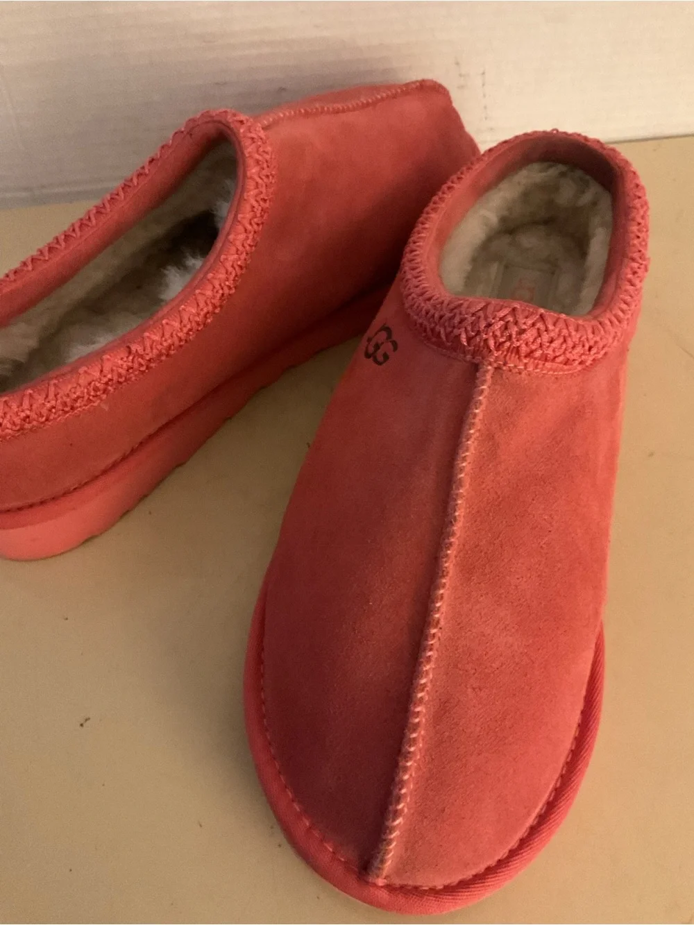 UGG men’s coral suede sheepskin Tasman slipper shoes US 12